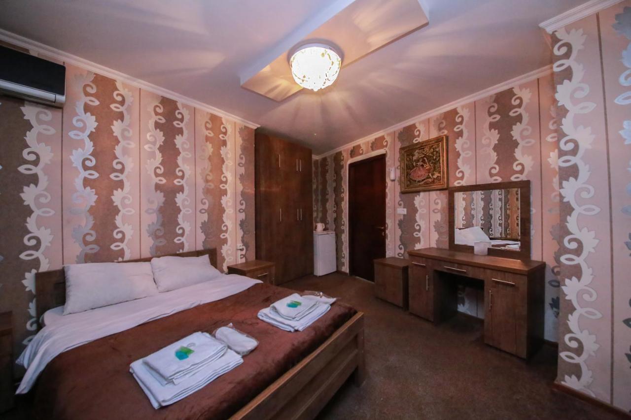 Royal Hotel Tbilisi Exterior foto